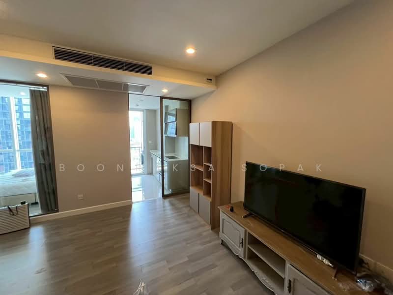 The Room Sathorn, Bangkok, 78 Pan Road, Silom, Bang Rak, Bangkok, 1 Bedroom, 47 sqm, Condo For Rent, by Boonraksa Sopak, 500468555 - DDproperty.com