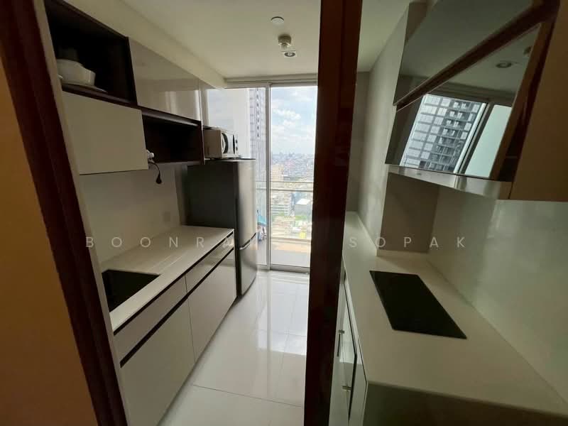 The Room Sathorn, Bangkok, 78 Pan Road, Silom, Bang Rak, Bangkok, 1 Bedroom, 47 sqm, Condo For Rent, by Boonraksa Sopak, 500468555 - DDproperty.com
