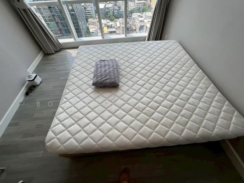 The Room Sathorn, Bangkok, 78 Pan Road, Silom, Bang Rak, Bangkok, 1 Bedroom, 47 sqm, Condo For Rent, by Boonraksa Sopak, 500468555 - DDproperty.com
