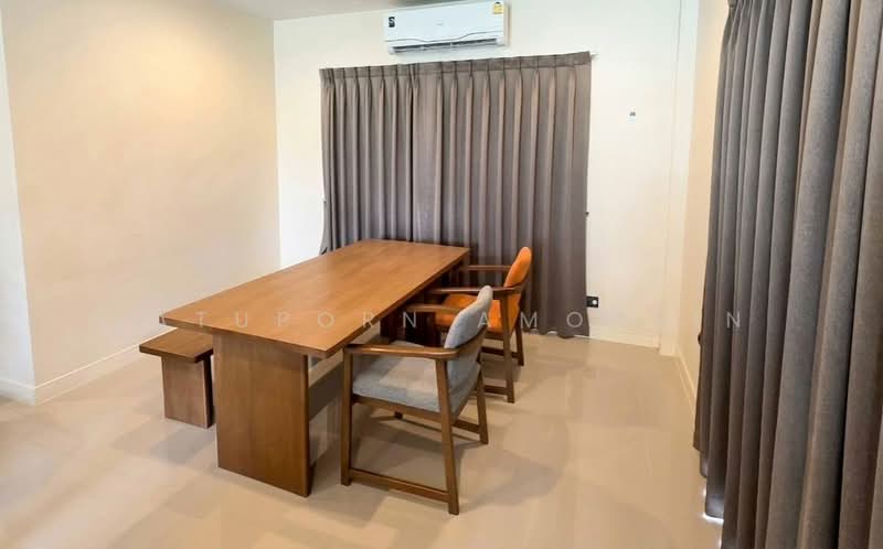 Setthasiri Krungthep Kreetha, Bangkok, Krungthep Kreetha Road, Hua Mak, Bang Kapi, Bangkok, 4 Bedrooms, 183 sqm, Single Detached House For Sale, by Jatuporn Amonsin, 500468559 - DDproperty.com