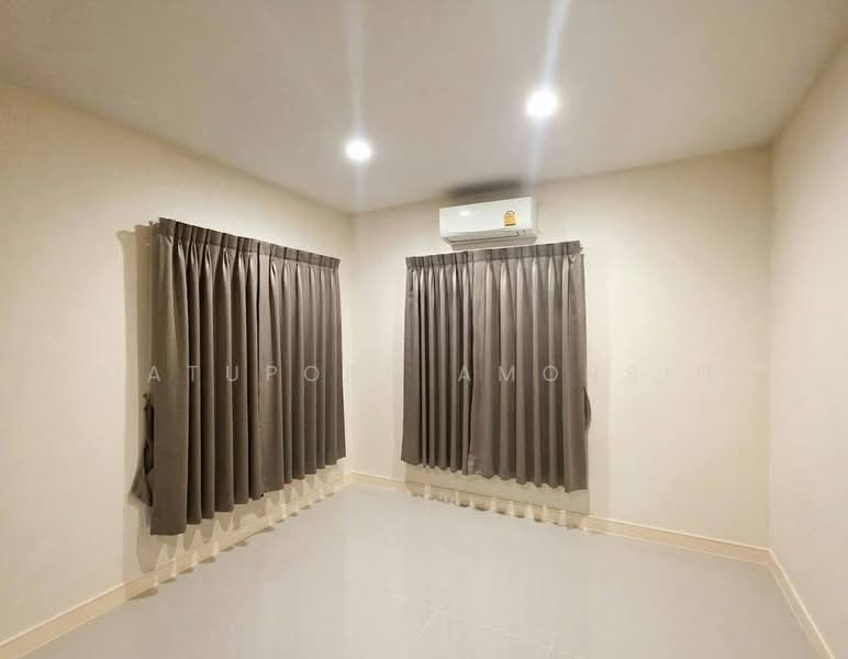 Setthasiri Krungthep Kreetha, Bangkok, Krungthep Kreetha Road, Hua Mak, Bang Kapi, Bangkok, 4 Bedrooms, 183 sqm, Single Detached House For Sale, by Jatuporn Amonsin, 500468559 - DDproperty.com