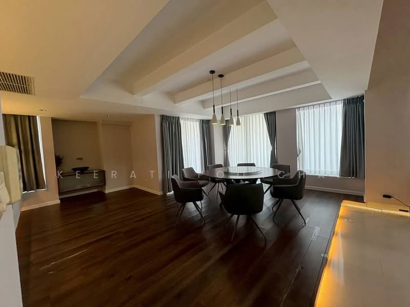 Langsuan Ville, Bangkok, 50 Soi Langsuan, Lumphini, Pathum Wan, Bangkok, 3 Bedrooms, 215 sqm, Condo For Rent, by Keerati Poonchai, 500468564 - DDproperty.com