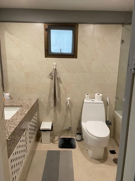 Top View Tower, Bangkok, Soi Sukhumvit 59, Khlong Tan Nua, Watthana, Bangkok, 3 Bedrooms, 120 sqm, Condo For Rent, by Boonraksa Sopak, 500468575 - DDproperty.com