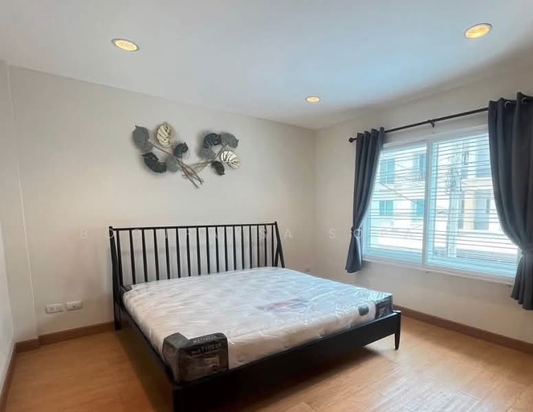 Grandity Sathupradit, Bangkok, Sathupradit Road, Bang Klo, Bang Kho Laem, Bangkok, 4 Bedrooms, 200 sqm, Townhouse For Rent, by Boonraksa Sopak, 500468594 - DDproperty.com