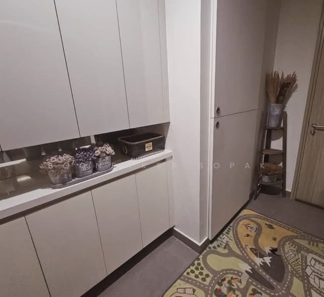 Noble Ploenchit, Bangkok, 1035 Ploenchit Road, Lumphini, Pathum Wan, Bangkok, 1 Bedroom, 45 sqm, Condo For Rent, by Boonraksa Sopak, 500468595 - DDproperty.com