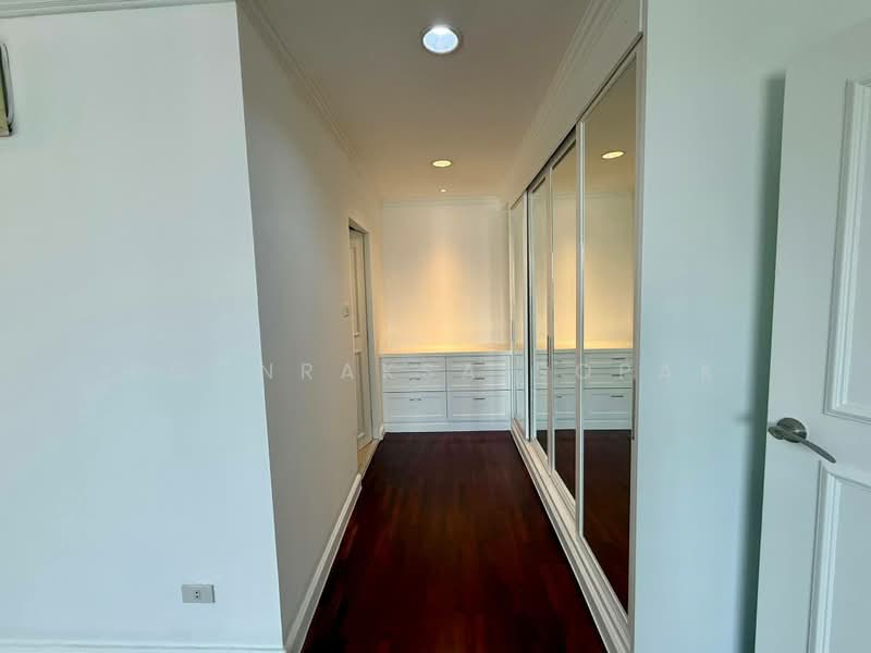 D.S. Tower 1 Sukhumvit 33, Bangkok, Soi Phrom Chit, Khlong Tan Nua, Watthana, Bangkok, 3 Bedrooms, 236 sqm, Condo For Rent, by Boonraksa Sopak, 500468664 - DDproperty.com