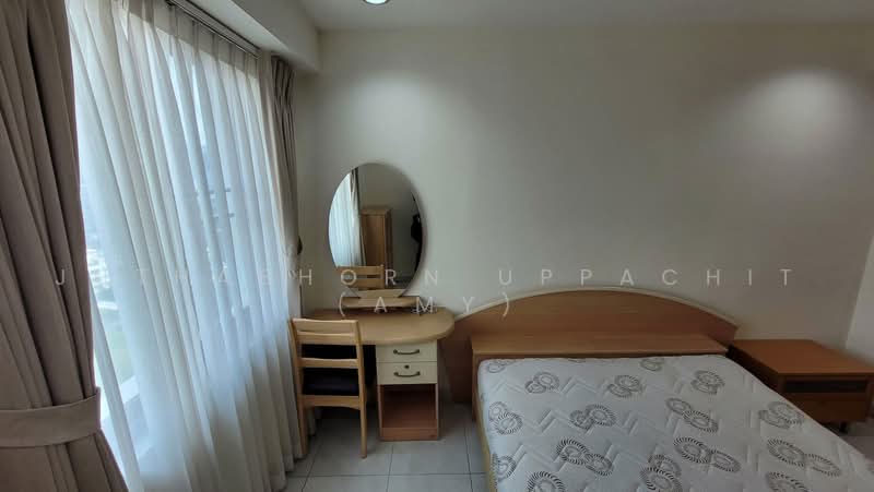 Royal Castle Sukhumvit, Bangkok, 30 Soi Sukhumvit 39, Khlongtoei Nua, Watthana, Bangkok, 3 Bedrooms, 160 sqm, Condo For Rent, by Juthabhorn Uppachit (Amy), 500468691 - DDproperty.com