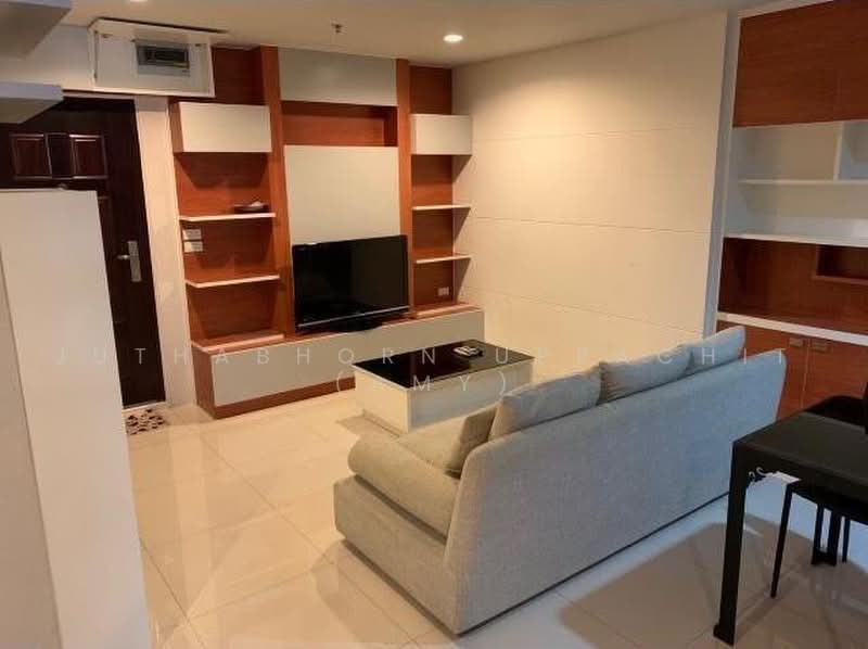 Sukhumvit Living Town, Bangkok, 299 Sukhumvit 21 Road, Khlongtoei Nua, Watthana, Bangkok, 2 Bedrooms, 67 sqm, Condo For Rent, by Juthabhorn Uppachit (Amy), 500468696 - DDproperty.com