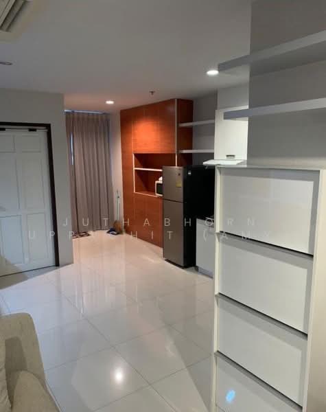 Sukhumvit Living Town, Bangkok, 299 Sukhumvit 21 Road, Khlongtoei Nua, Watthana, Bangkok, 2 Bedrooms, 67 sqm, Condo For Rent, by Juthabhorn Uppachit (Amy), 500468696 - DDproperty.com