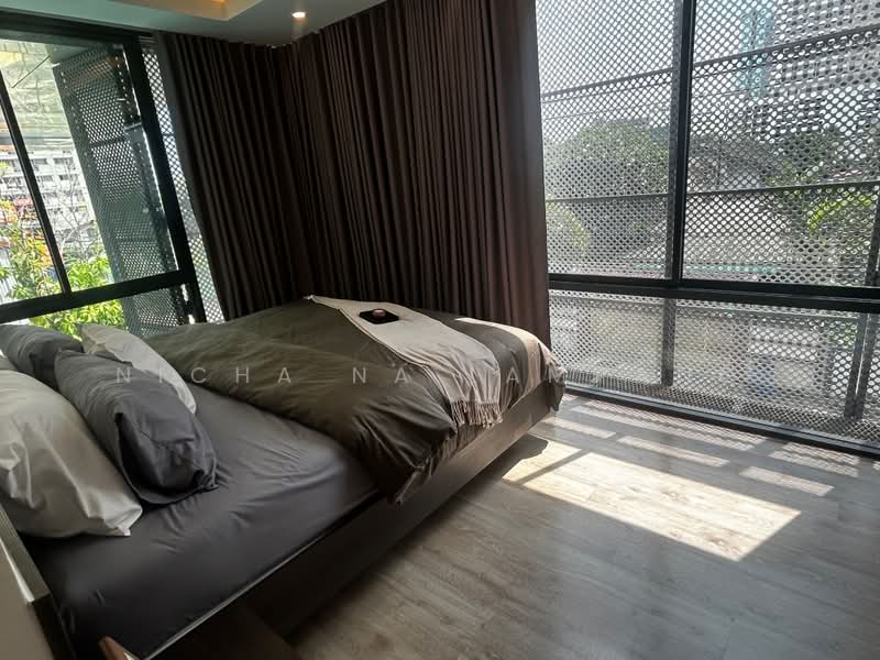 168 Sukhumvit 36, Bangkok, 168 Soi Sukhumvit 36, Khong Tan, Khlong Toei, Bangkok, 2 Bedrooms, 65 sqm, Condo For Sale, by Nicha Na Lampang, 500468776 - DDproperty.com