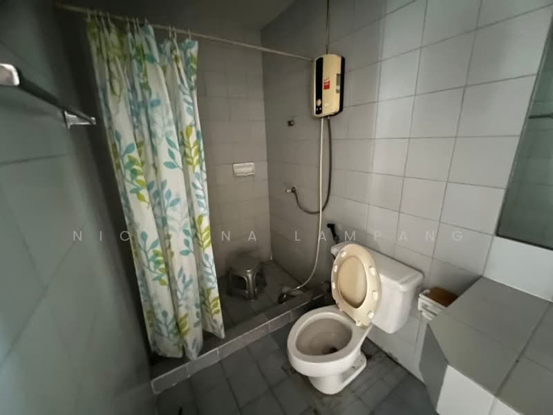 D.S. Tower 2 Sukhumvit 39, Bangkok, Soi Sukhumvit 39, Khlong Tan Nua, Watthana, Bangkok, 3 Bedrooms, 129 sqm, Condo For Sale, by Nicha Na Lampang, 500468782 - DDproperty.com