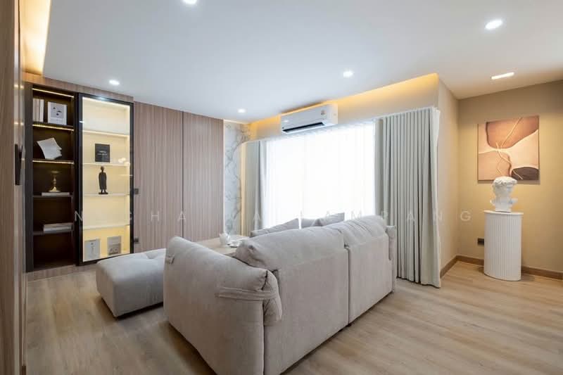 The Winning Tower, Bangkok, 958 Sukhumvit 71 Road, Khlong Tan Nua, Watthana, Bangkok, 2 Bedrooms, 83 sqm, Condo For Sale, by Nicha Na Lampang, 500468799 - DDproperty.com