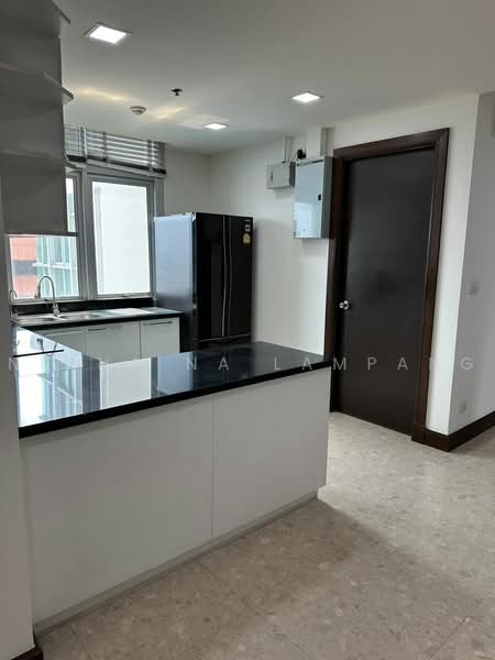 Nusasiri Grand, Bangkok, Soi Sukhumvit 42, Phra Kanong, Khlong Toei, Bangkok, 3 Bedrooms, 156 sqm, Condo For Sale, by Nicha Na Lampang, 500468810 - DDproperty.com