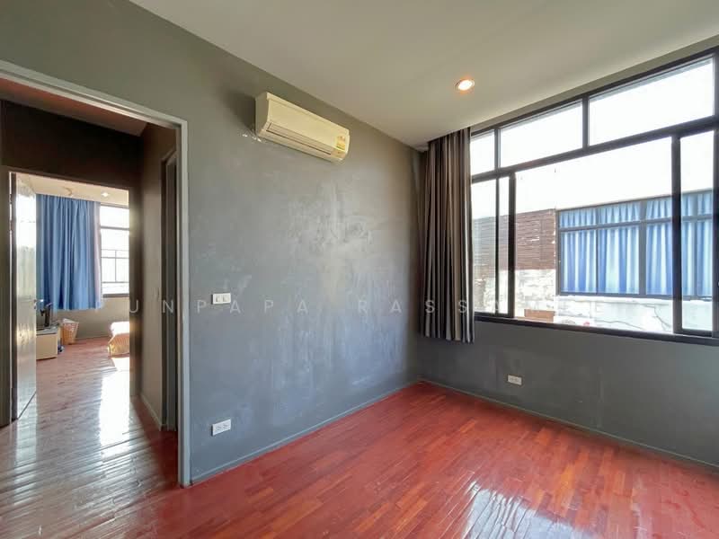 The Season Phetkasem 69, Bangkok, 79 Road along Khlong Phasi Charoen, southern side, Nong Kham, Nong Khaem, Bangkok, 3 Bedrooms, 140 sqm, Single Detached House For Sale, by Punpapa Rassamee, 500468819 - DDproperty.com