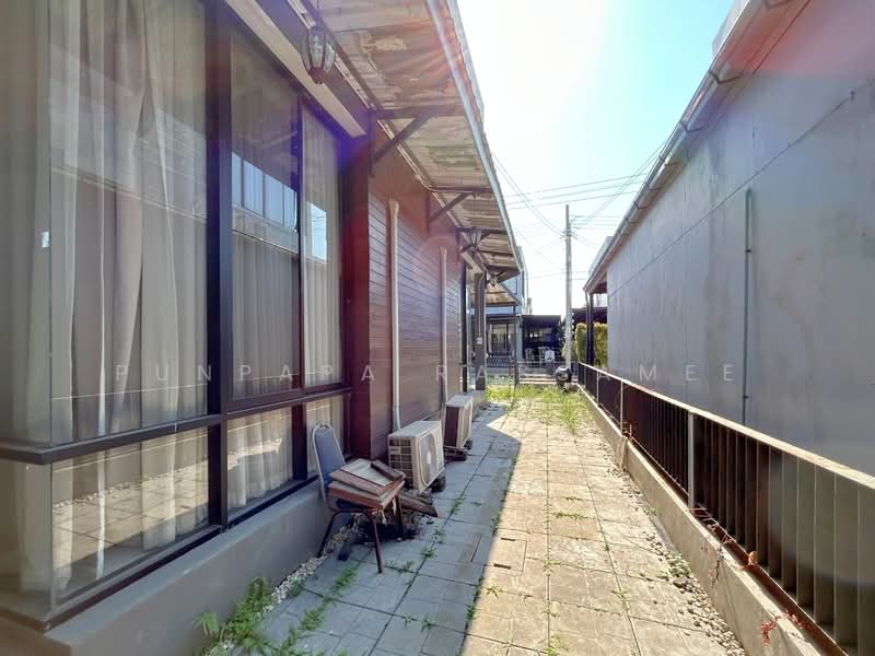 The Season Phetkasem 69, Bangkok, 79 Road along Khlong Phasi Charoen, southern side, Nong Kham, Nong Khaem, Bangkok, 3 Bedrooms, 140 sqm, Single Detached House For Sale, by Punpapa Rassamee, 500468819 - DDproperty.com