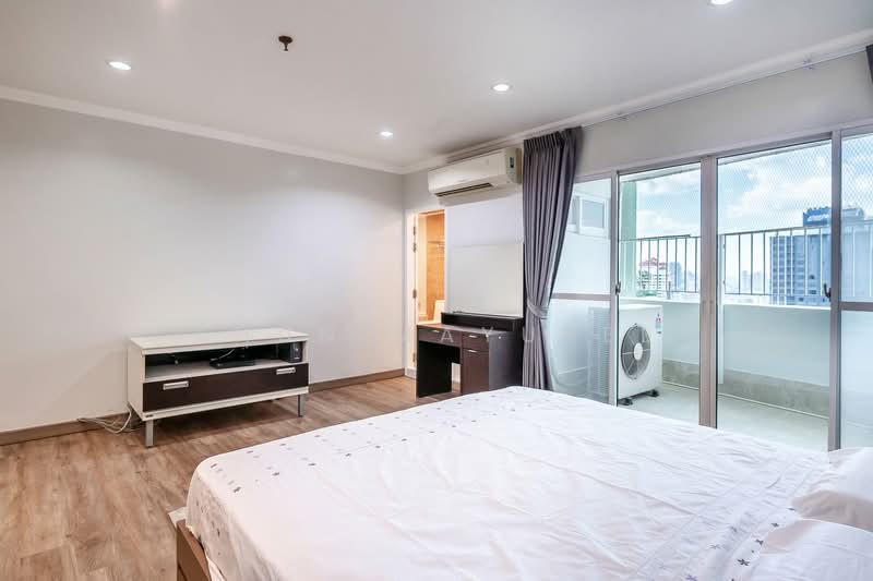Fifty Fifth Tower, Bangkok, 84 Soi Sukhumvit 55, Sukhumvit Road, Khlong Tan Nua, Watthana, Bangkok, 3 Bedrooms, 225 sqm, Condo For Rent, by Khun Mayuree, 500468838 - DDproperty.com