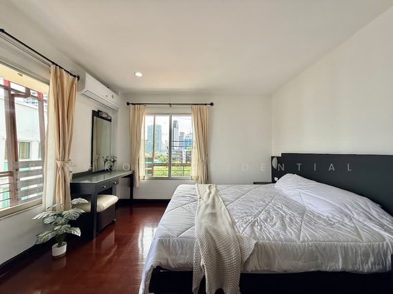 Charktip Court, Bangkok, 62 Soi Sukhumvit 51, Khlongtoei Nua, Watthana, Bangkok, 2 Bedrooms, 120 sqm, Apartment For Rent, by Bangkok Residential, 500468840 - DDproperty.com