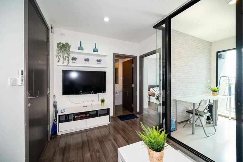 The Base Park East Sukhumvit 77, Bangkok, 99 Soi Pridi Banomyong 2, Phra Kanong Nua, Watthana, Bangkok, 1 Bedroom, 30 sqm, Condo For Rent, by Sanick Sawaisanyakorn, 500468852 - DDproperty.com