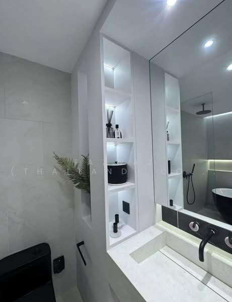 Luxury 3BR Lat Phrao House Near Central EastVille—Only 4 Units, Bangkok, Lat Phrao, Bangkok, 3 Bedrooms, 245 sqm, Single Detached House For Sale, by Fazwaz (Thailand) Co., Ltd., 500468888 - DDproperty.com