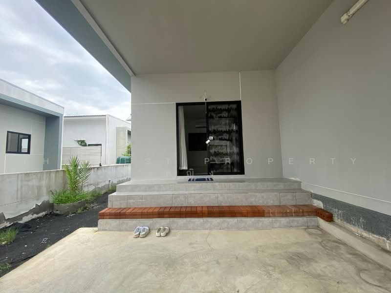อีสทาวน์ ชลบุรี-อมตะนคร, Chon Buri (Pattaya), Khlong Tamru, Muang Chon Buri, Chon Buri (Pattaya), 2 Bedrooms, 100 sqm, Semi-Detached House (Twin House) For Sale, by The Best Property หญิง, 500468898 - DDproperty.com