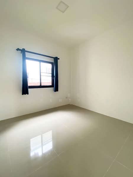 อีสทาวน์ ชลบุรี-อมตะนคร, Chon Buri (Pattaya), Khlong Tamru, Muang Chon Buri, Chon Buri (Pattaya), 2 Bedrooms, 100 sqm, Semi-Detached House (Twin House) For Sale, by The Best Property หญิง, 500468898 - DDproperty.com