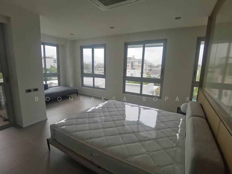 Chaiyapruk Place, Bangkok, Udomsuk, Phra Kanong Nua, Watthana, Bangkok, 2 Bedrooms, 150 sqm, Condo For Rent, by Boonraksa Sopak, 500468919 - DDproperty.com