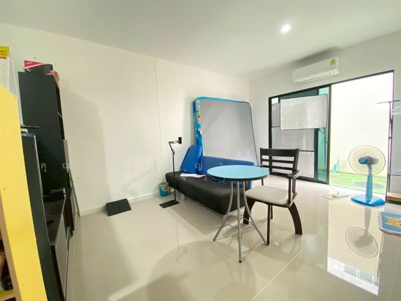 เอ็ม ไลฟ์ ลำลูกกา-คลอง 4 (M Life Lamlukka-Klong 4), Pathum Thani, ถนนพระองค์เจ้าสายคลอง4, Lat Sawai, Lam Luk Ka, Pathum Thani, 3 Bedrooms, 123 sqm, Townhouse For Sale, by คุณ กัญญ์ชญา คารมดี (จิ๋ว), 500468920 - DDproperty.com