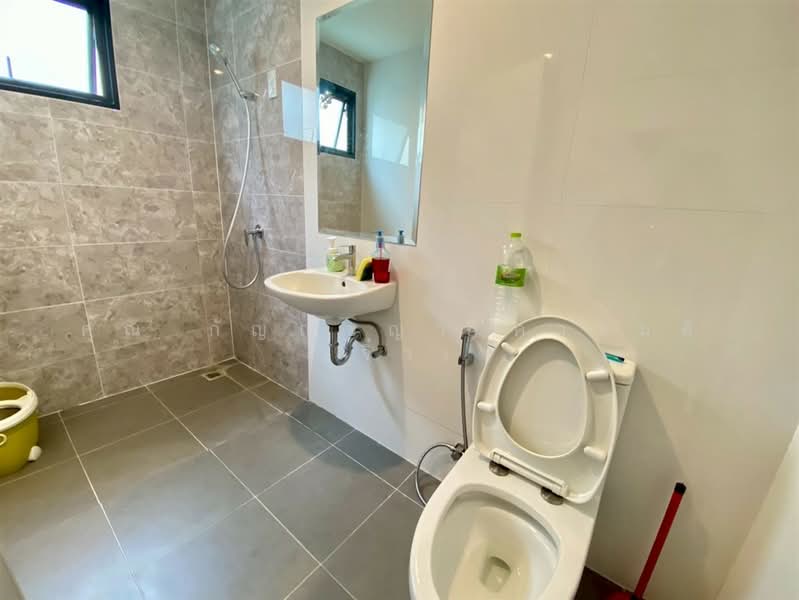 เอ็ม ไลฟ์ ลำลูกกา-คลอง 4 (M Life Lamlukka-Klong 4), Pathum Thani, ถนนพระองค์เจ้าสายคลอง4, Lat Sawai, Lam Luk Ka, Pathum Thani, 3 Bedrooms, 123 sqm, Townhouse For Sale, by คุณ กัญญ์ชญา คารมดี (จิ๋ว), 500468920 - DDproperty.com