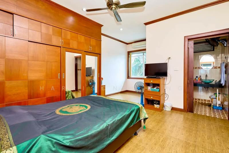 undefined, Chon Buri (Pattaya), Poong, Bang Lamung (Pattaya), Chon Buri (Pattaya), 6 Bedrooms, 780 sqm, Villa For Sale, by Harrison Chong, 500468923 - DDproperty.com
