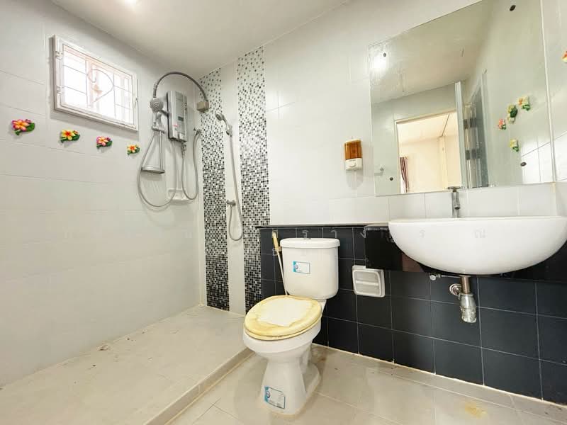 Prueksa Village 17, Pathum Thani, Bang Yitho, Thanyaburi, Pathum Thani, 4 Bedrooms, 233 sqm, Single Detached House For Sale, by ภัทรนัน อิศรางกูร ณ อยุธยา, 500468926 - DDproperty.com