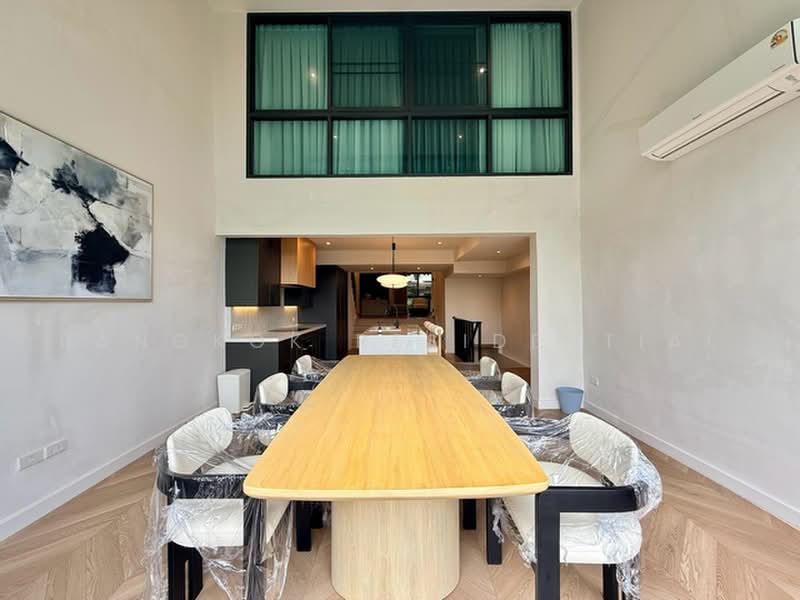 Regent 71 Place, Bangkok, Phra Kanong Nua, Watthana, Bangkok, 5 Bedrooms, 350 sqm, Townhouse For Rent, by Bangkok Residential, 500468944 - DDproperty.com