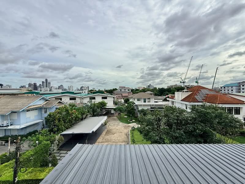 Regent 71 Place, Bangkok, Phra Kanong Nua, Watthana, Bangkok, 5 Bedrooms, 350 sqm, Townhouse For Rent, by Bangkok Residential, 500468944 - DDproperty.com