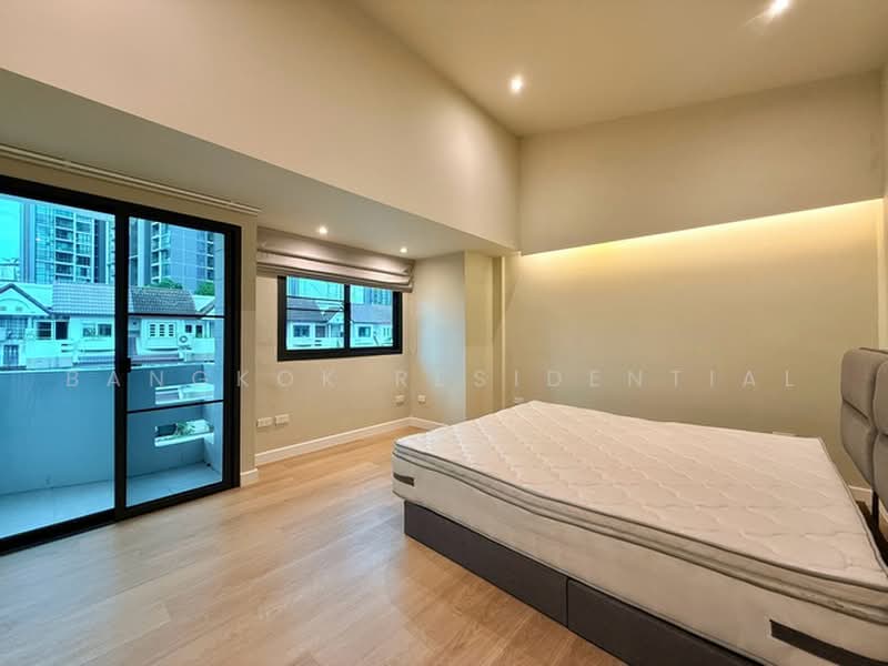 Regent 71 Place : รีเจนท์ 71 เพลส, กรุงเทพ, พระโขนงเหนือ, วัฒนา, กรุงเทพ, 350 ตร.ม., ทาวน์เฮ้าส์ ให้เช่า, โดย Bangkok Residential, 500468944 - DDproperty.com