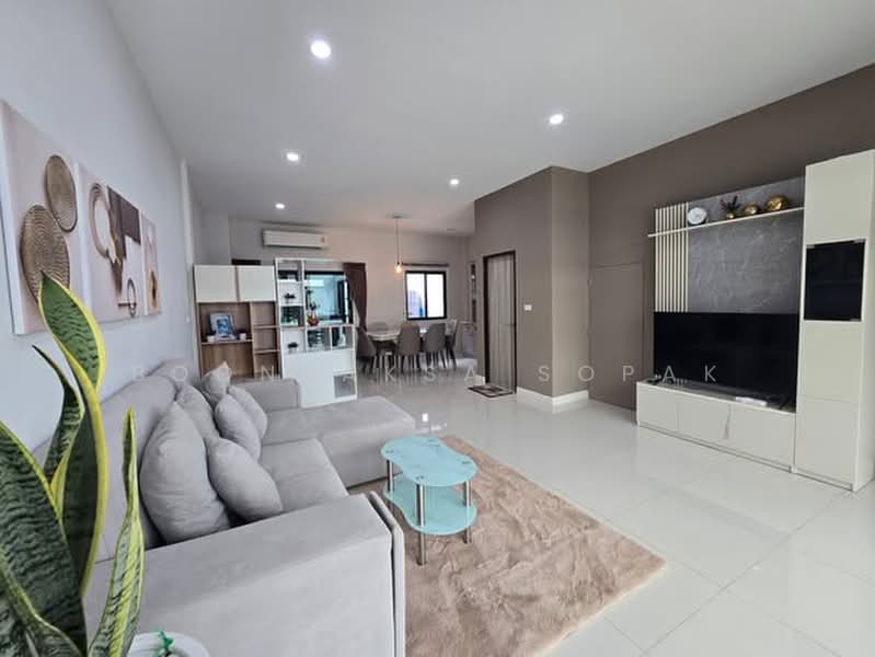 Cordiz at Udomsuk, Bangkok, Udomsuk Road, Soi 39, Bang Chak, Phra Khanong, Bangkok, 3 Bedrooms, 210 sqm, Townhouse For Rent, by Boonraksa Sopak, 500468945 - DDproperty.com