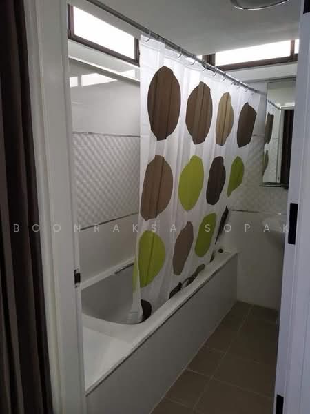 Supalai Place Sukhumvit 39, Bangkok, 175-179 Soi Sukhumvit 39 Sukhumvit Road, Khlong Tan Nua, Watthana, Bangkok, 2 Bedrooms, 122 sqm, Condo For Rent, by Boonraksa Sopak, 500468948 - DDproperty.com
