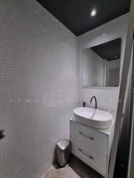 Siamese Blossom @ Fashion, Bangkok, Soi Ramindra 64, Khan Na Yao, Bangkok, 3 Bedrooms, 238 sqm, Townhouse For Sale, by Sanick Sawaisanyakorn, 500468950 - DDproperty.com