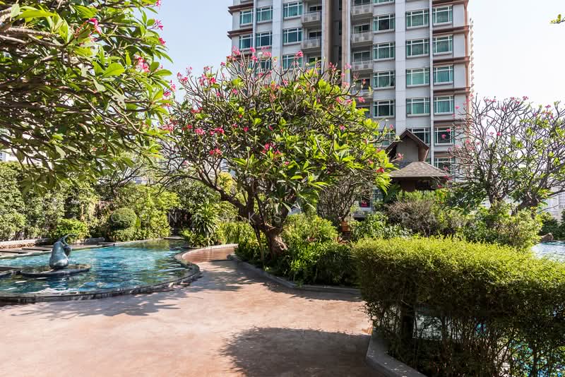 Circle Condominium, Bangkok, 1674 Soi Petchaburi 36 Petchaburi Road, Makkasan, Ratchathewi, Bangkok, 2 Bedrooms, 75 sqm, Condo For Rent, by Boonraksa Sopak, 500468972 - DDproperty.com