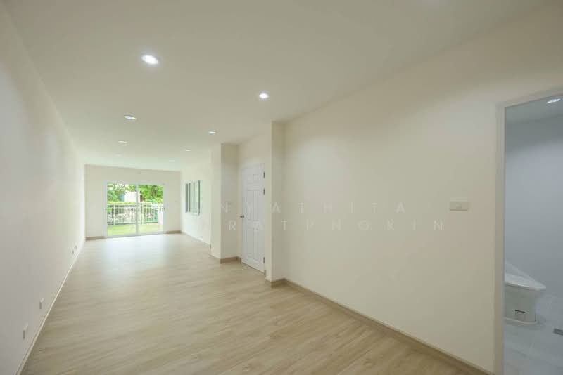 Prinyada Light Rama 5, Nonthaburi, Ratchapruek Road, Bang Krang, Muang Nonthaburi, Nonthaburi, 4 Bedrooms, 145 sqm, Single Detached House For Sale, by Thanyathita Nalinratphokin, 500468986 - DDproperty.com