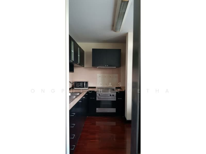 Charktip Court, Bangkok, 62 Soi Sukhumvit 51, Khlongtoei Nua, Watthana, Bangkok, 3 Bedrooms, 200 sqm, Apartment For Rent, by Pensasi Ongphichetmetha, 500469005 - DDproperty.com