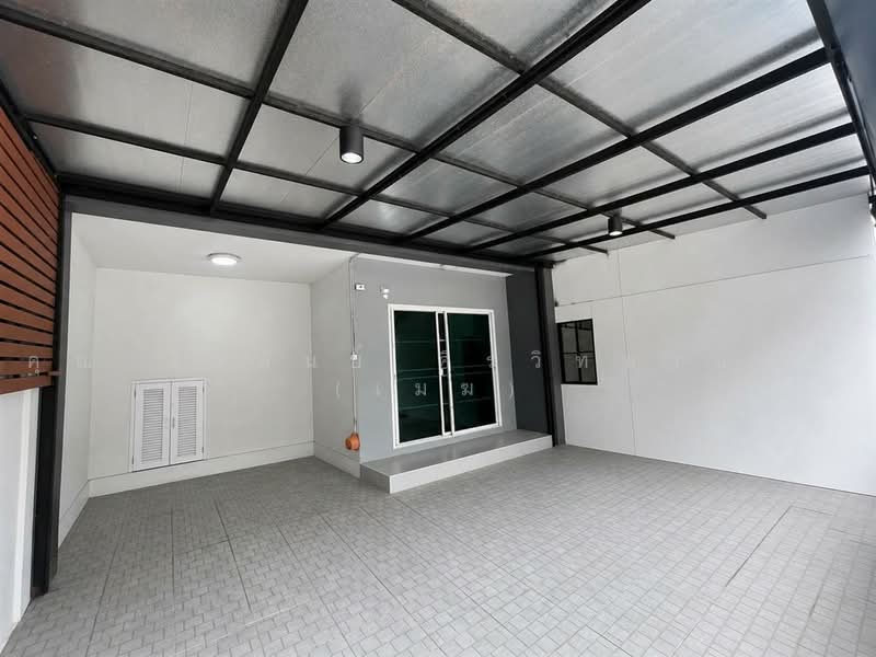 Perfect Zone Rangsit Klong 3 : เพอร์เฟค โซน รังสิต คลอง 3, ปทุมธานี, ถนนเลียบคลองสาม, คลองสาม, คลองหลวง, ปทุมธานี, 130 ตร.ม., ทาวน์เฮ้าส์ ขาย, โดย คุณ ธีรธันย์ ศิรวิทยานันท์ (เมฆ), 500469008 - DDproperty.com