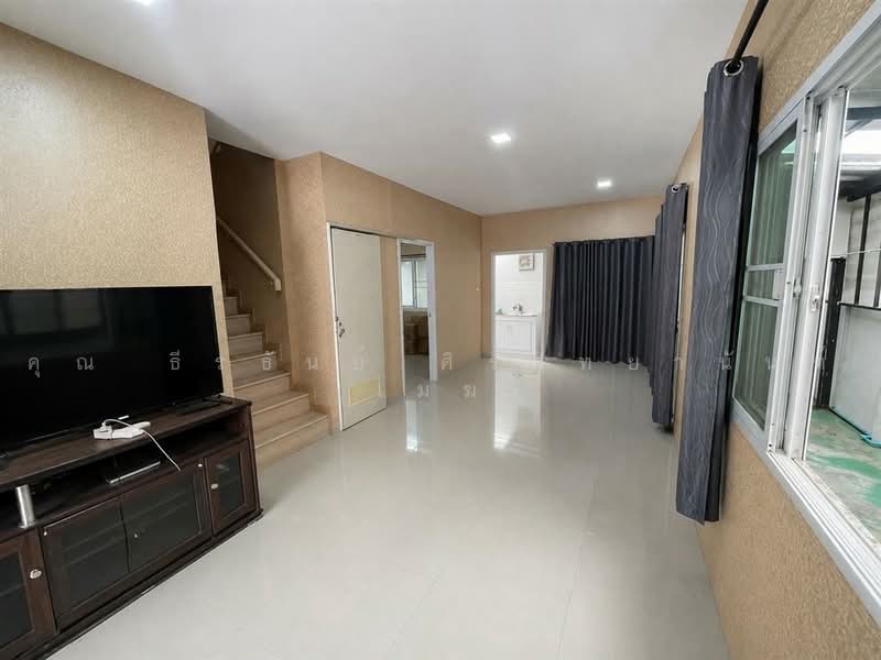 Perfect Zone Rangsit Klong 3 : เพอร์เฟค โซน รังสิต คลอง 3, ปทุมธานี, ถนนเลียบคลองสาม, คลองสาม, คลองหลวง, ปทุมธานี, 130 ตร.ม., ทาวน์เฮ้าส์ ขาย, โดย คุณ ธีรธันย์ ศิรวิทยานันท์ (เมฆ), 500469008 - DDproperty.com