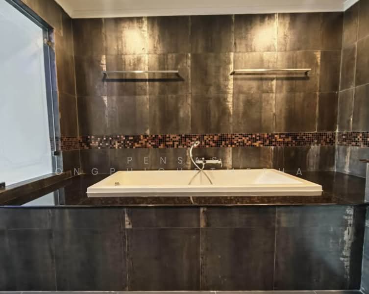 View Talay Residence 5 Pratumnak, Chon Buri (Pattaya), 6 พระตำหนัก, Nong Pru, Bang Lamung (Pattaya), Chon Buri (Pattaya), 1 Bedroom, 126 sqm, Condo For Rent, by Pensasi Ongphichetmetha, 500469039 - DDproperty.com