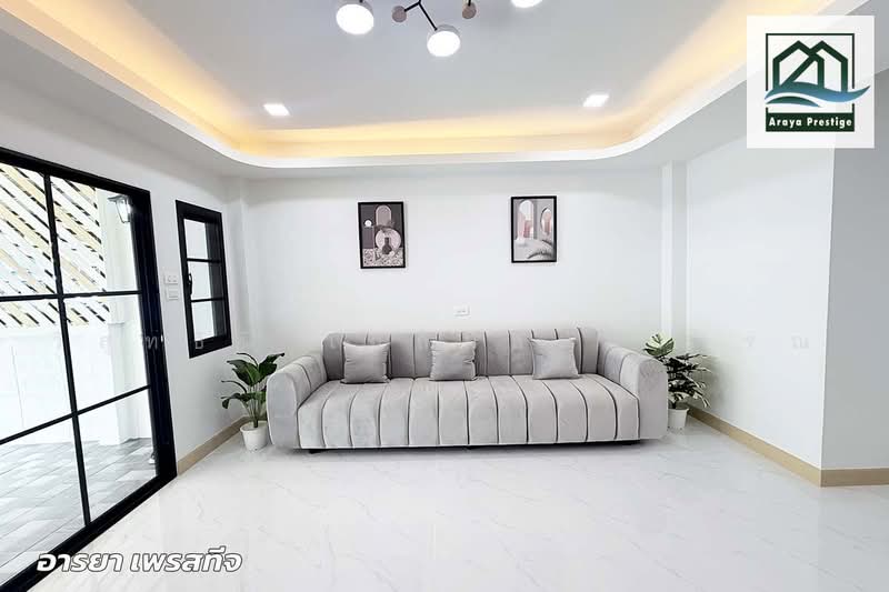 หมู่บ้านกิตติชัยวิลล่า 3, Bangkok, Khu Fang Nua, Nong Chok, Bangkok, 2 Bedrooms, 86 sqm, Townhouse For Sale, by วิสุทธินี เฉลิมสินสุวรรณ, 500469070 - DDproperty.com