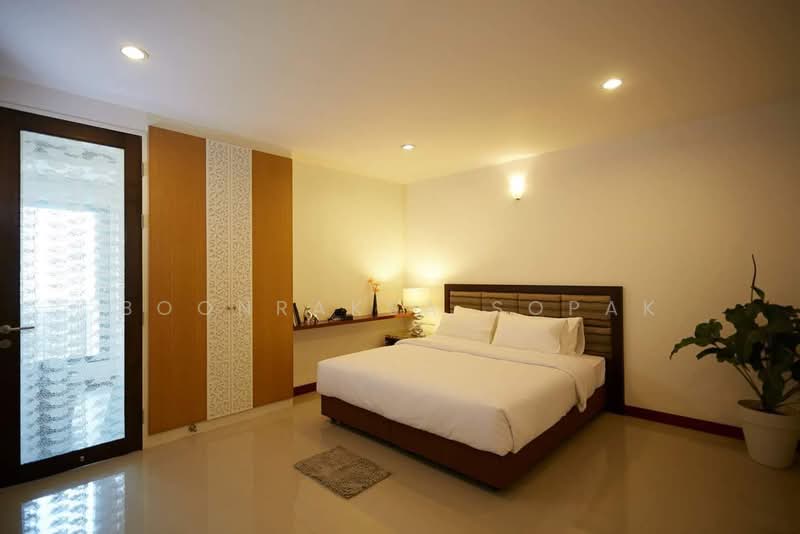 Thavee Yindee Residence, Bangkok, 91 Soi Ekkamai 12 (Charoen Chai) Sukhumvit 63 Rd., Khlong Tan Nua, Watthana, Bangkok, 3 Bedrooms, 120 sqm, Apartment For Rent, by Boonraksa Sopak, 500469096 - DDproperty.com