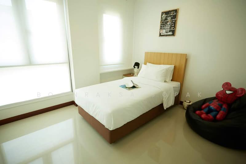 Thavee Yindee Residence, Bangkok, 91 Soi Ekkamai 12 (Charoen Chai) Sukhumvit 63 Rd., Khlong Tan Nua, Watthana, Bangkok, 3 Bedrooms, 120 sqm, Apartment For Rent, by Boonraksa Sopak, 500469096 - DDproperty.com