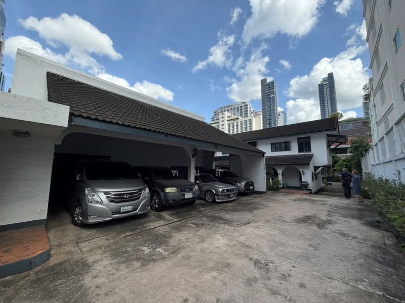 ขายที่ดิน Prime Location ย่านทองหล่อ – สุขุมวิท โอกาสหายากใจกลาง CBD พร้อมพัฒนาโครงการมูลค่าสูง, Bangkok, Khlong Tan Nua, Watthana, Bangkok, , 1,028 sqm, Land For Sale, by ฑนล, 500469148 - DDproperty.com