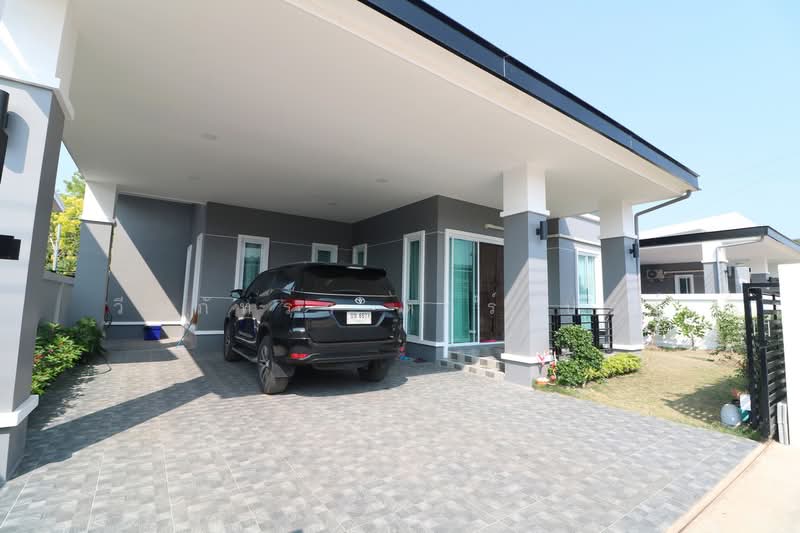 Affordable 3-BRM, 2.5-BATH Modern Home for Sale in Udon Thani, Thailand, Udon Thani, Nong Khon Kwang, Muang Udon Thani, Udon Thani, 3 Bedrooms, 210 sqm, Single Detached House For Sale, by วีรภัทรา ดาร์เปอร์, 500469149 - DDproperty.com