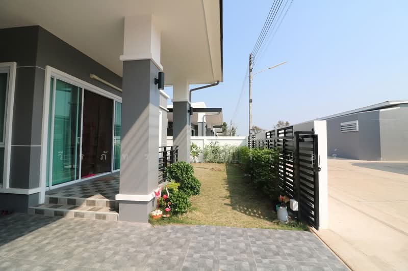 Affordable 3-BRM, 2.5-BATH Modern Home for Sale in Udon Thani, Thailand, Udon Thani, Nong Khon Kwang, Muang Udon Thani, Udon Thani, 3 Bedrooms, 210 sqm, Single Detached House For Sale, by วีรภัทรา ดาร์เปอร์, 500469149 - DDproperty.com