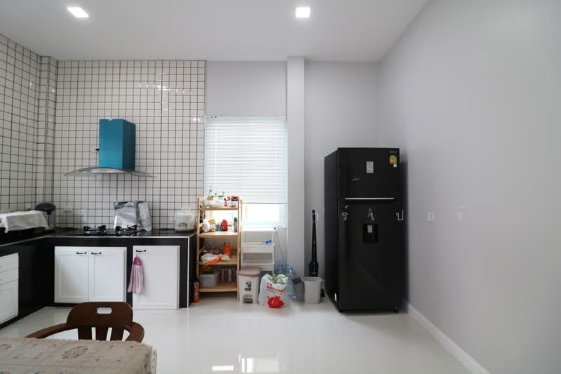 Affordable 3-BRM, 2.5-BATH Modern Home for Sale in Udon Thani, Thailand, Udon Thani, Nong Khon Kwang, Muang Udon Thani, Udon Thani, 3 Bedrooms, 210 sqm, Single Detached House For Sale, by วีรภัทรา ดาร์เปอร์, 500469149 - DDproperty.com