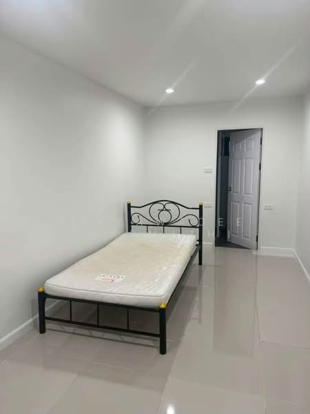 Tropical Village 2 Huai Yai : ทรอปิคอล วิลเลจ 2 ห้วยใหญ่, ชลบุรี, 63/4 หมู่ที่ 3, ห้วยใหญ่, บางละมุง, ชลบุรี, 280 ตร.ม., บ้านเดี่ยว ขาย, โดย Pukkawadee Thapmathi, 500469180 - DDproperty.com